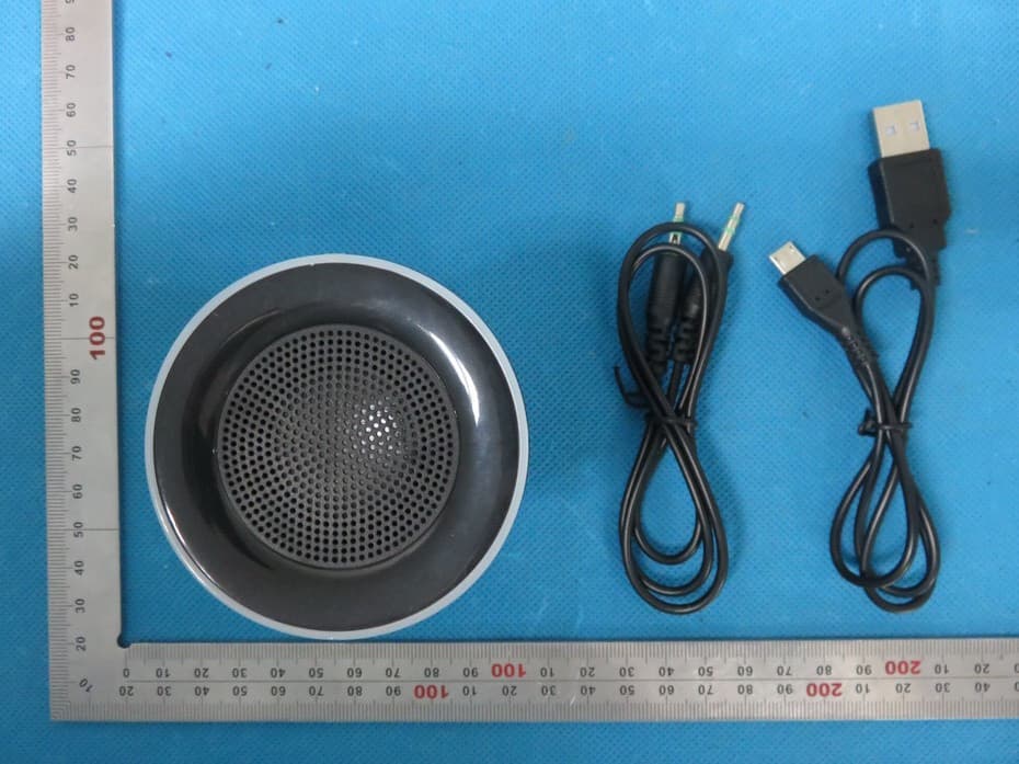 Bluetooth Speaker - FCC ID OYCTT-SK05 - Dongguan Taide Industrial Co., Ltd. (3)