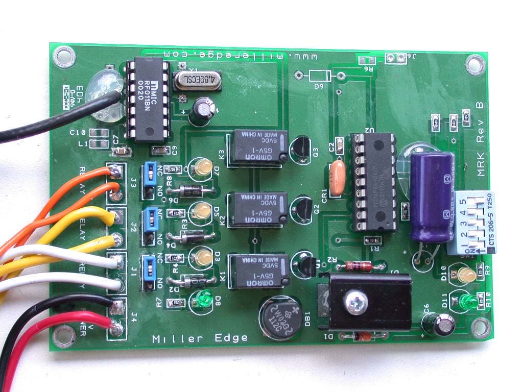 Safety Device Transmitter / Receiver - FCC ID OYE-MWCK02 - Miller Edge, Inc.