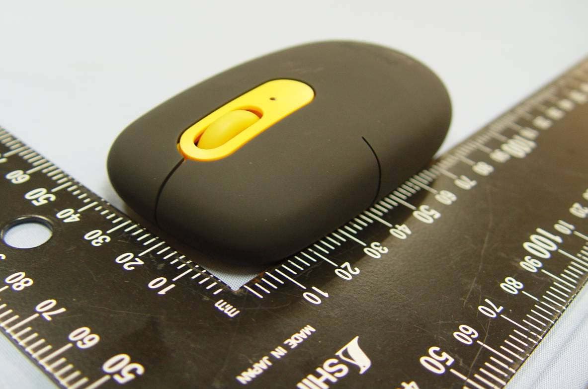 Netbook Mouse - FCC ID OYMSPM6910 - Philips Consumer Electronics B.V.