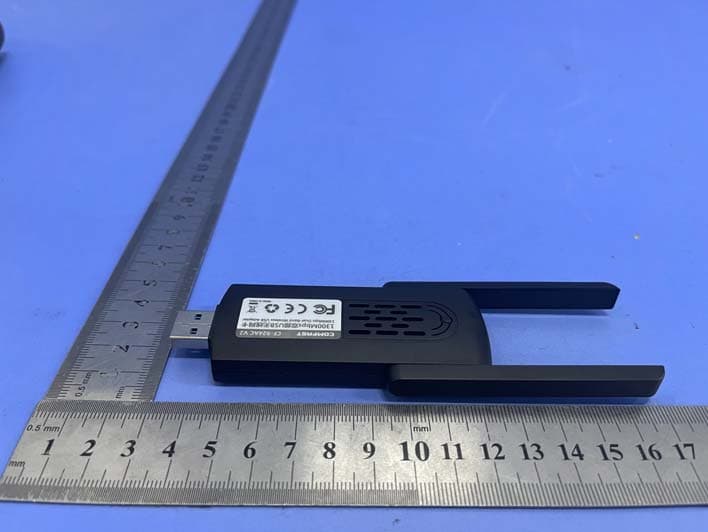 AC Wireless Network Card - FCC ID OYRCF-924AC - Shenzhen Four Seas Global Link Network Technology Co., Ltd (3)
