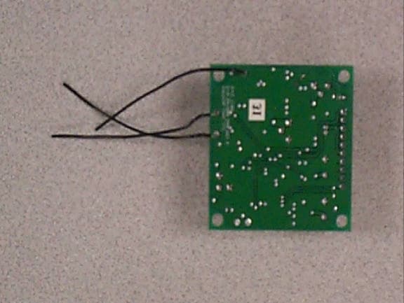 Temperature Data Transceiver - FCC ID OZ2TT04 - KatchAll Technology Group (4)