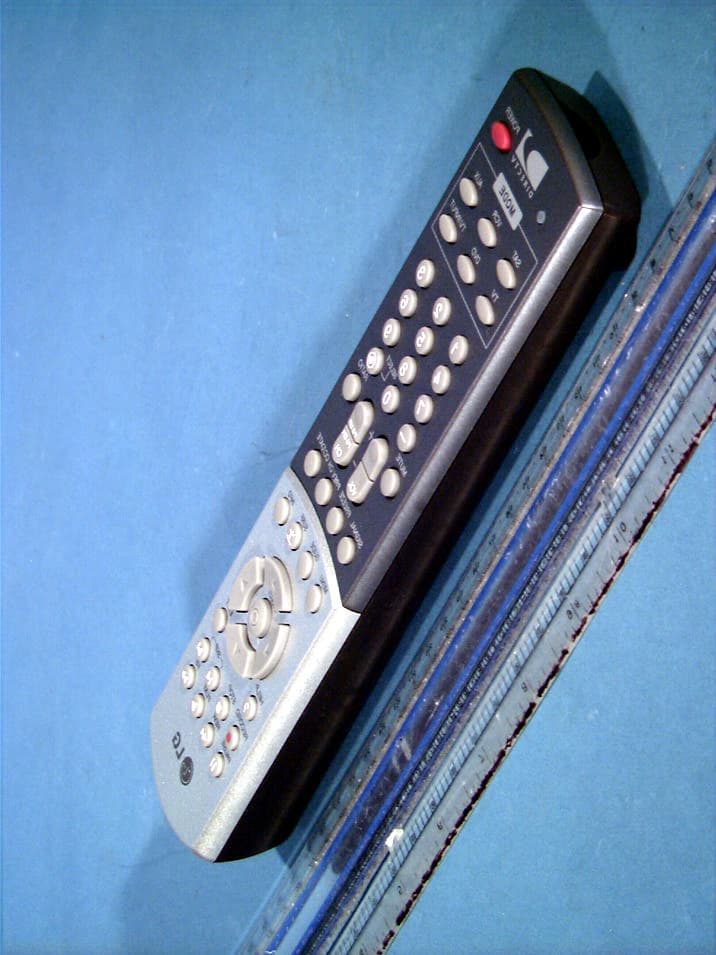 RF Transmitter Remote Control - FCC ID OZ5145TR - Ohsung Electronics Co., Ltd.