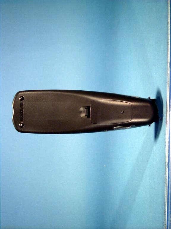 Digital Satellite R/C Transmitter - FCC ID OZ5HNS1028719 - Ohsung Electronics Co., Ltd. (2)