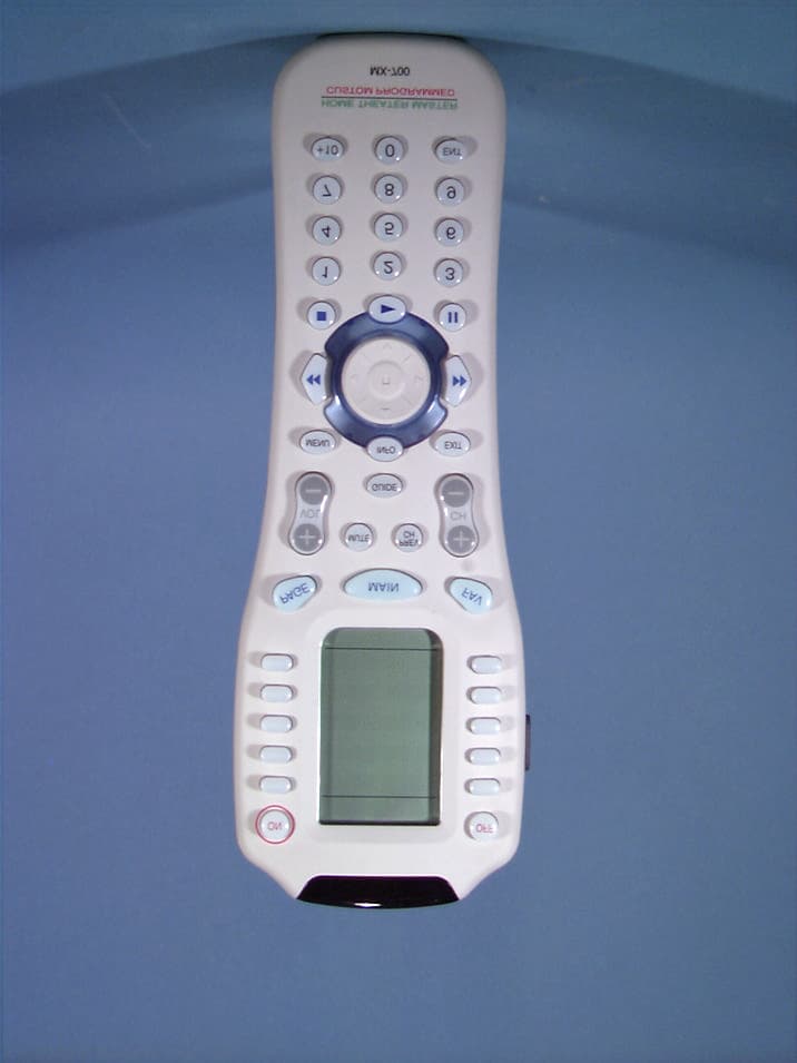 RF Transmitter Remote Control - FCC ID OZ5URCMX700 - Ohsung Electronics Co., Ltd. (3)