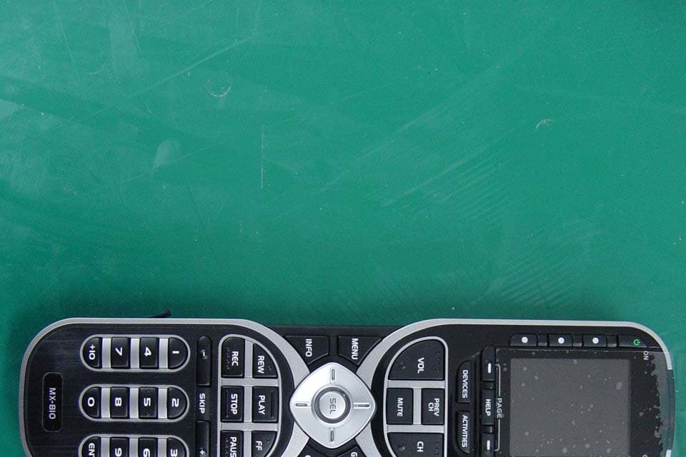 RF REMOTE CONTROLLER - FCC ID OZ5URCMX810 - Ohsung Electronics Co., Ltd.