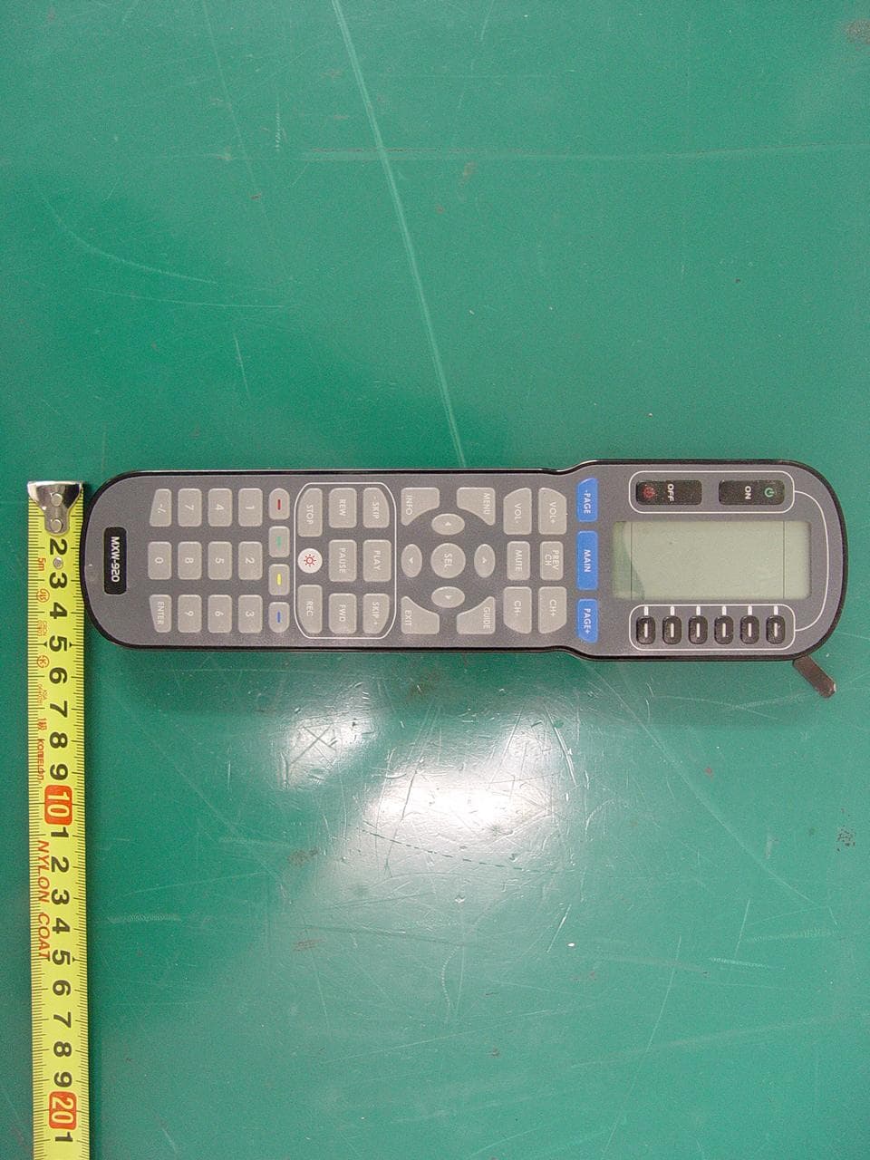 RF Remote Controller - FCC ID OZ5URCMXW-920 - Ohsung Electronics Co., Ltd. (2)