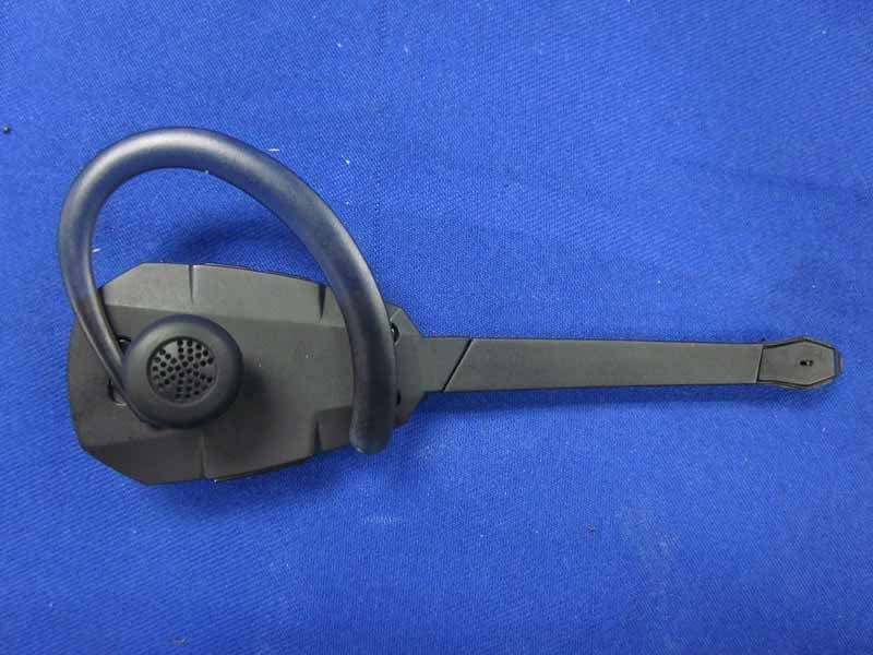 Bluetooth Headset - FCC ID P25A988606 - Mad Catz, Inc. (2)