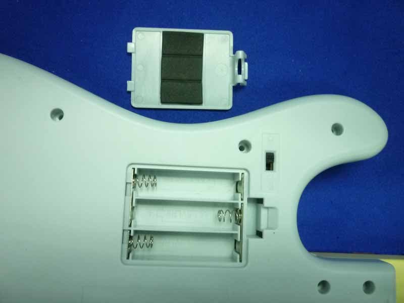 Rock Band Wireless Fender Stratocaster Guitar Controller for Nintendo Wii - FCC ID P25SU96561Y2510C - Mad Catz, Inc.