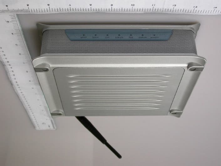 Wireless NAS - FCC ID P270G710 - Sercomm Corporation (1)