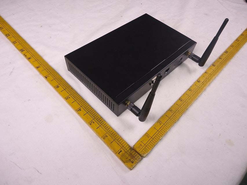 802.11N Wireless Access Point - FCC ID P27AP105NA - Sercomm Corporation (5)