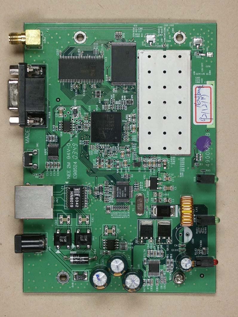 Wireless Internet Access Server Applicance - FCC ID P27AP51GA - Sercomm Corporation
