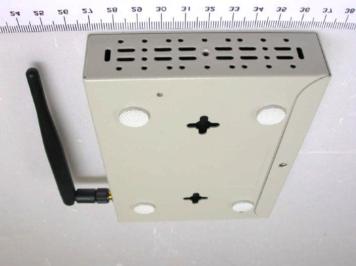 Wireless Broadband Router - FCC ID P27IP806MA - Sercomm Corporation (2)