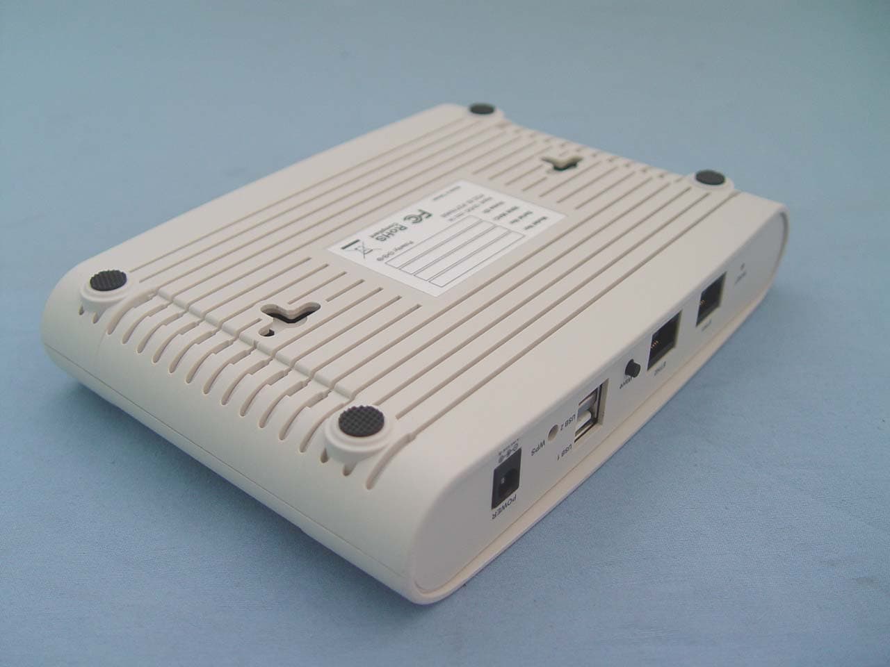 Zigbee / WiFi Compact Monitoring Gateway - FCC ID P27NA403 - Sercomm Corporation (1)