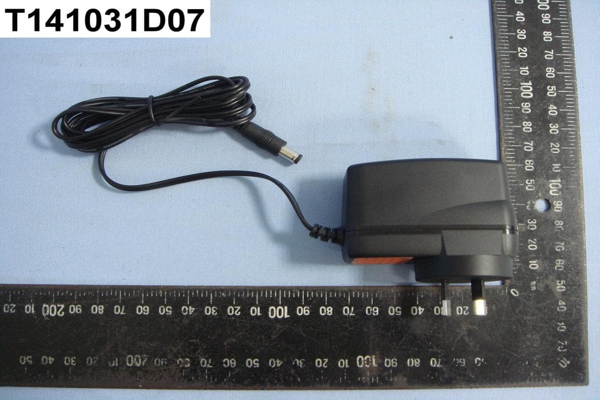 Wireless Network HD Camera - FCC ID P27RC8111 - Sercomm Corporation (4)