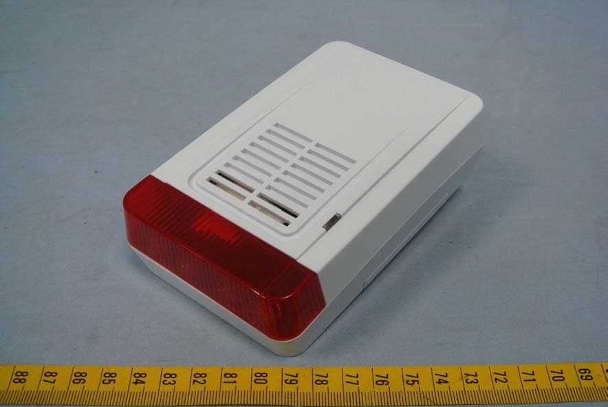 ZigBee Siren Repeater - FCC ID P27SZSRN01 - Sercomm Corporation (1)