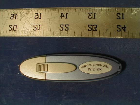 USB Flash Disk - FCC ID P2DUSBFLASHDISK - Fu Kuang Hui Electronics Co., Ltd (Shenzhen) (2)