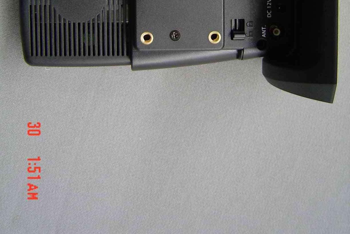 Digital Satellite Radio with FM Transmitter - FCC ID P3HKT-SR2000 - Ki Ryung Electronics Co., Ltd. (3)