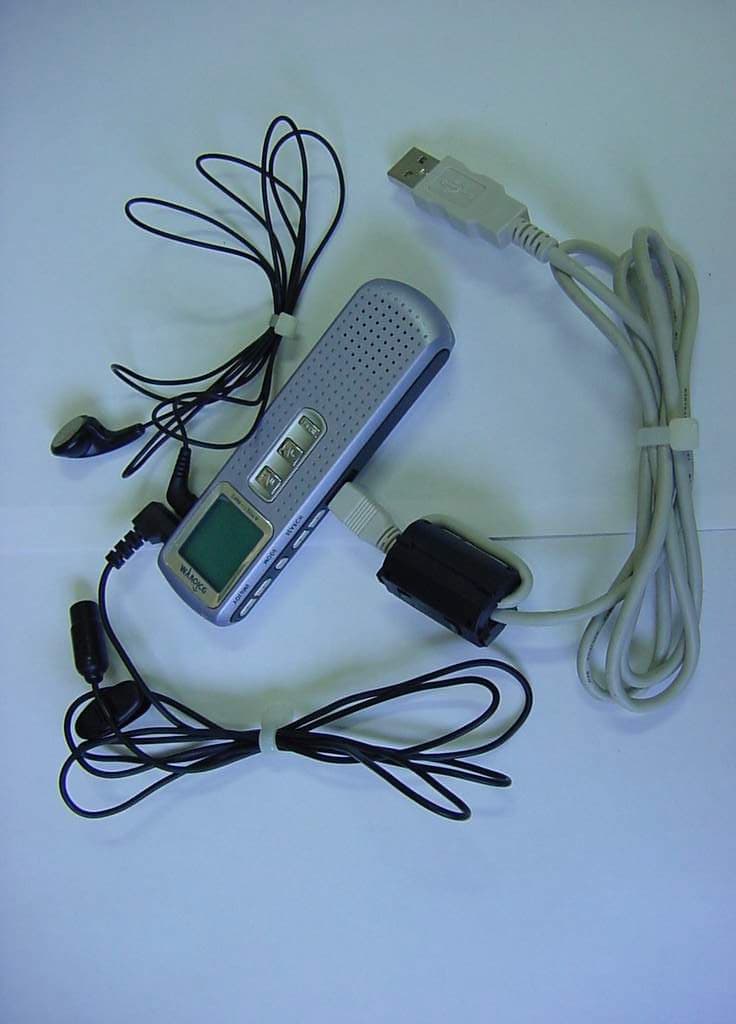 Digital Voice Recorder - FCC ID P42DMR1218SU - Decktron Co., Ltd.