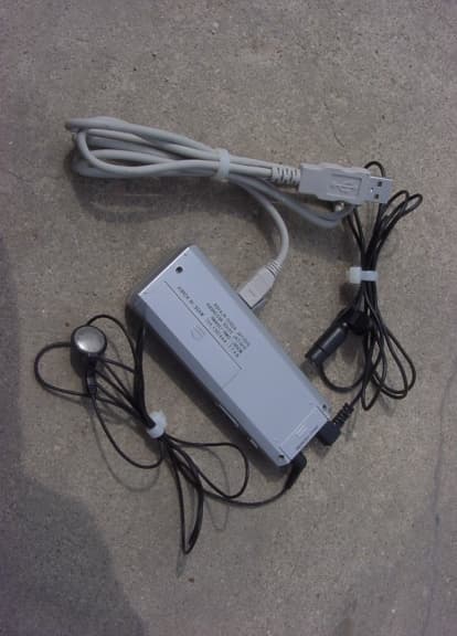 Digital Voice Recorder w/MP3 - FCC ID P42DMR1318MP - Decktron Co., Ltd.