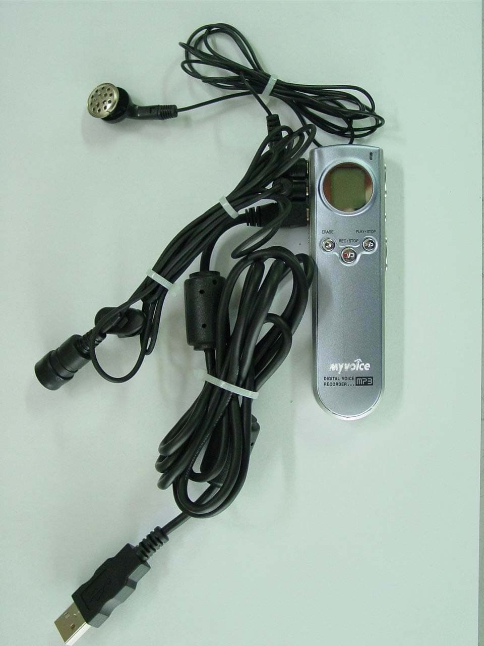 Digital Voice Recorder - FCC ID P42DMR1600 - Decktron Co., Ltd. (2)