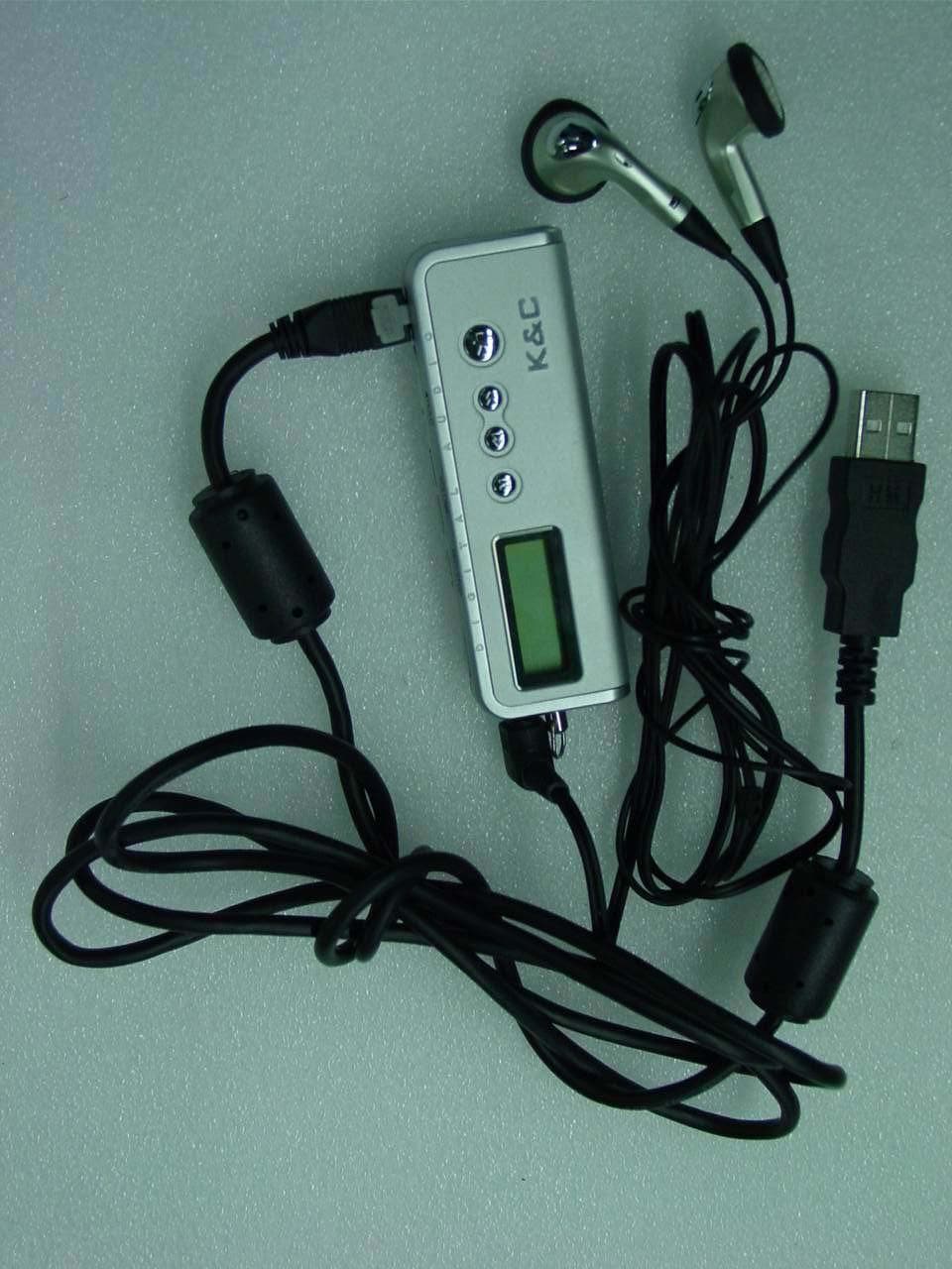 MP3 Player - FCC ID P42DMR1800 - Decktron Co., Ltd.