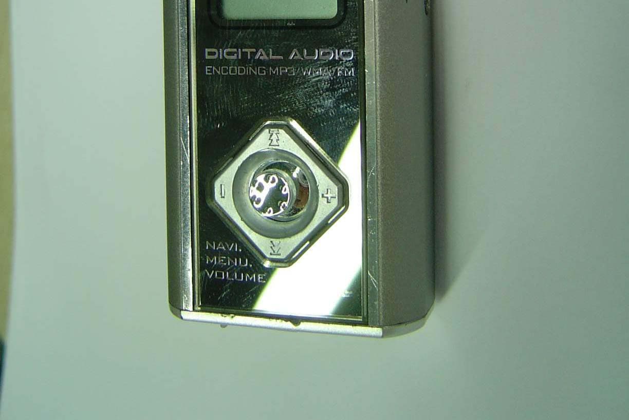 Digital Audio Player - FCC ID P42IMP7512 - Decktron Co., Ltd.