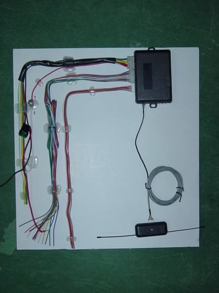 Remote Keyless Entry System for Vehicle - FCC ID P43BCA2002 - Omnitronic Ind.