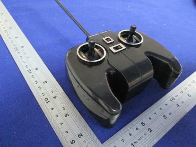 RC SAVAGE CAR - FCC ID P45TD2015A49 - FUJIAN TEAMDA PHOTOELECTRICITY CO., LTD