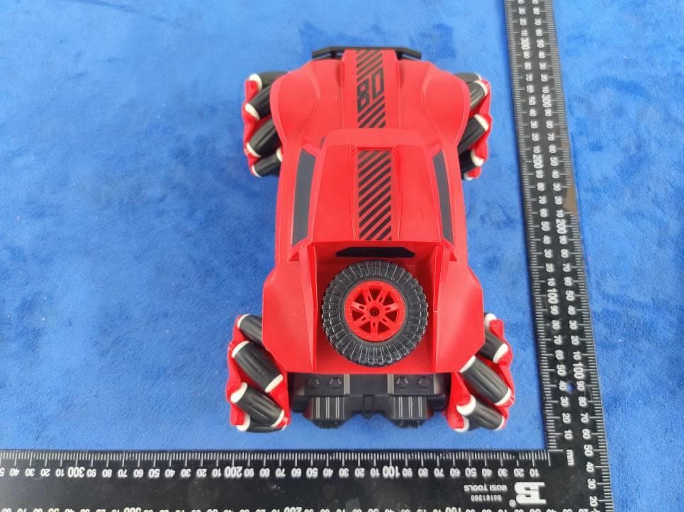 Toy RC Side Drifter Monster Truck - FCC ID P45TD2020D24GR - FUJIAN TEAMDA PHOTOELECTRICITY CO., LTD (5)