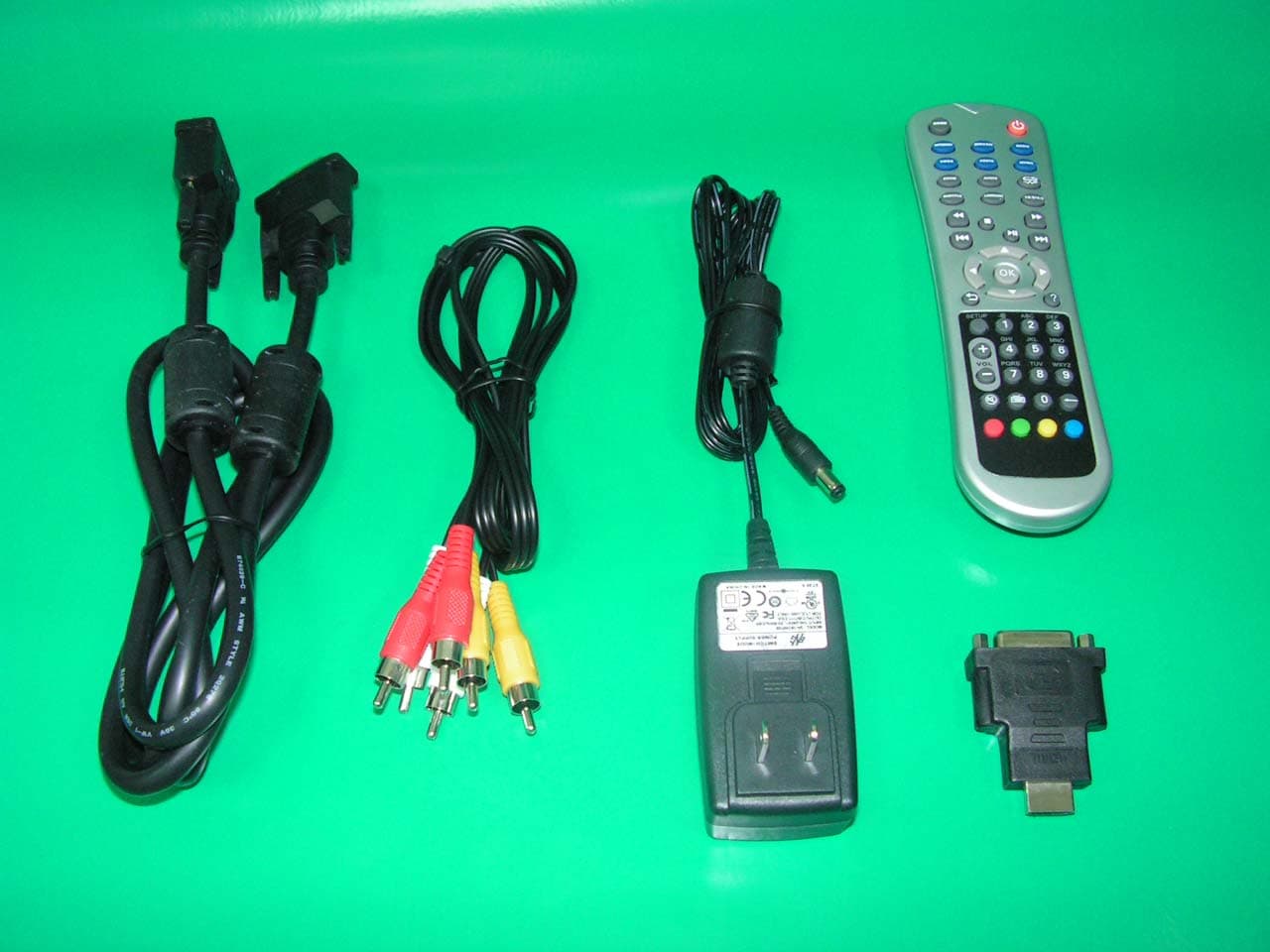 Wireless HD Digital Media Player - FCC ID P4QEZFETCH1 - Mitac Digital Technology Corporation (2)