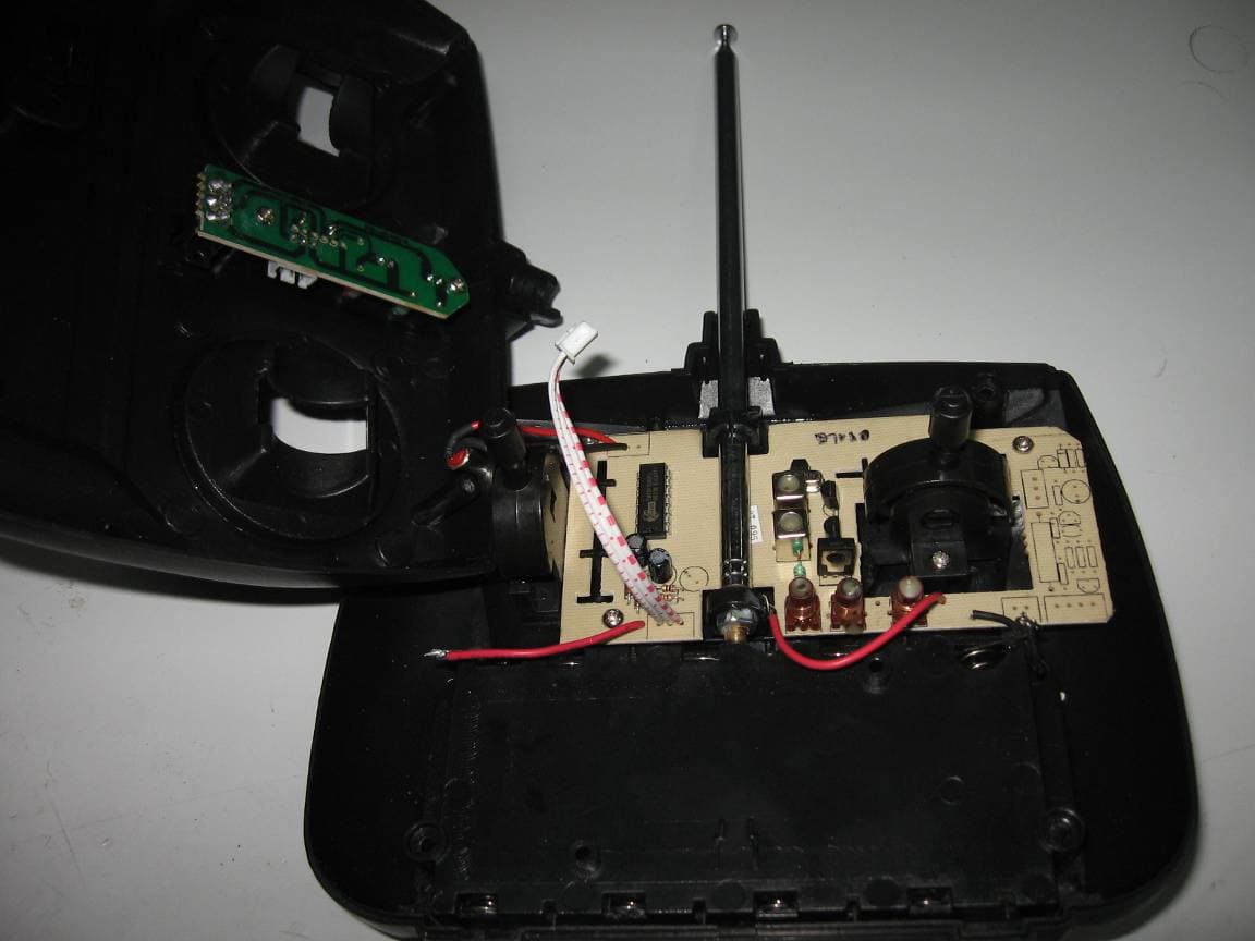 Transmitter of HYDROFLY - FCC ID P4SMTC9507 - Megatech International Inc. (4)