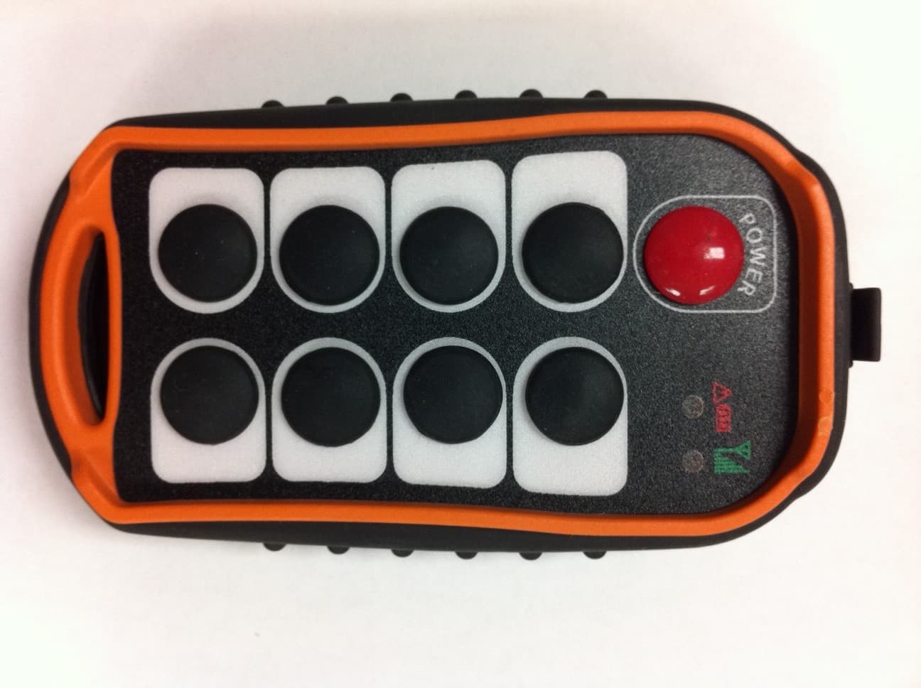 REMOTE CONTROL - FCC ID P4U-MCTA2 - Kar-Tech, Inc. (2)