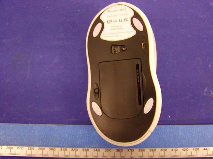 RF optical mouse transmitter - FCC ID P4XHZ5000 - Dyna Point (Dong Guan) Electronic (1)
