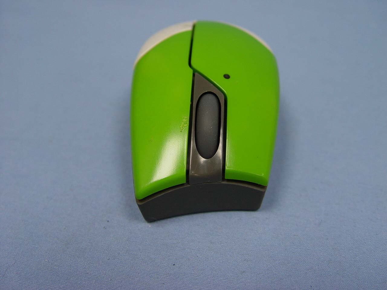 Wireless Mouse - FCC ID P5A001 - ARESON Technology Corp. (1)