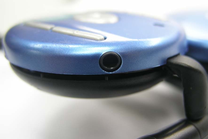 Bluetooth Headset - FCC ID P5T-BTHP - AmbiCom Holdings, Inc. (2)