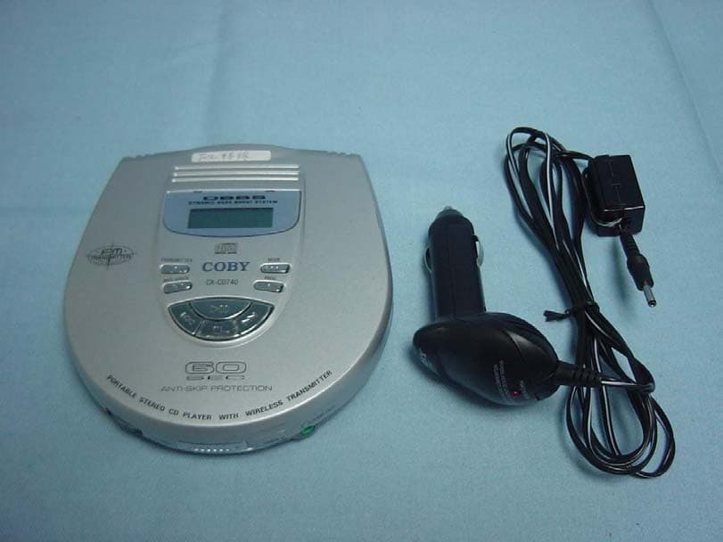 CD Player W/Build-In Transmitter - FCC ID P5UCXCD740 - Coby Electronics Co., Ltd. (4)