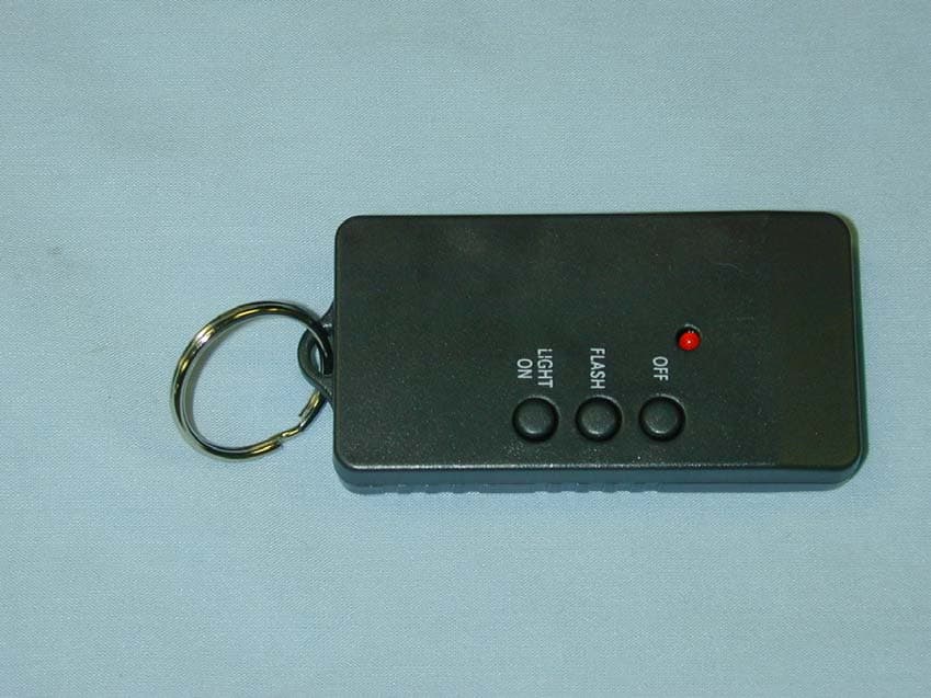 Key Fob Transmitter - FCC ID P63SALO010 - IDAFAB Engineering (1)