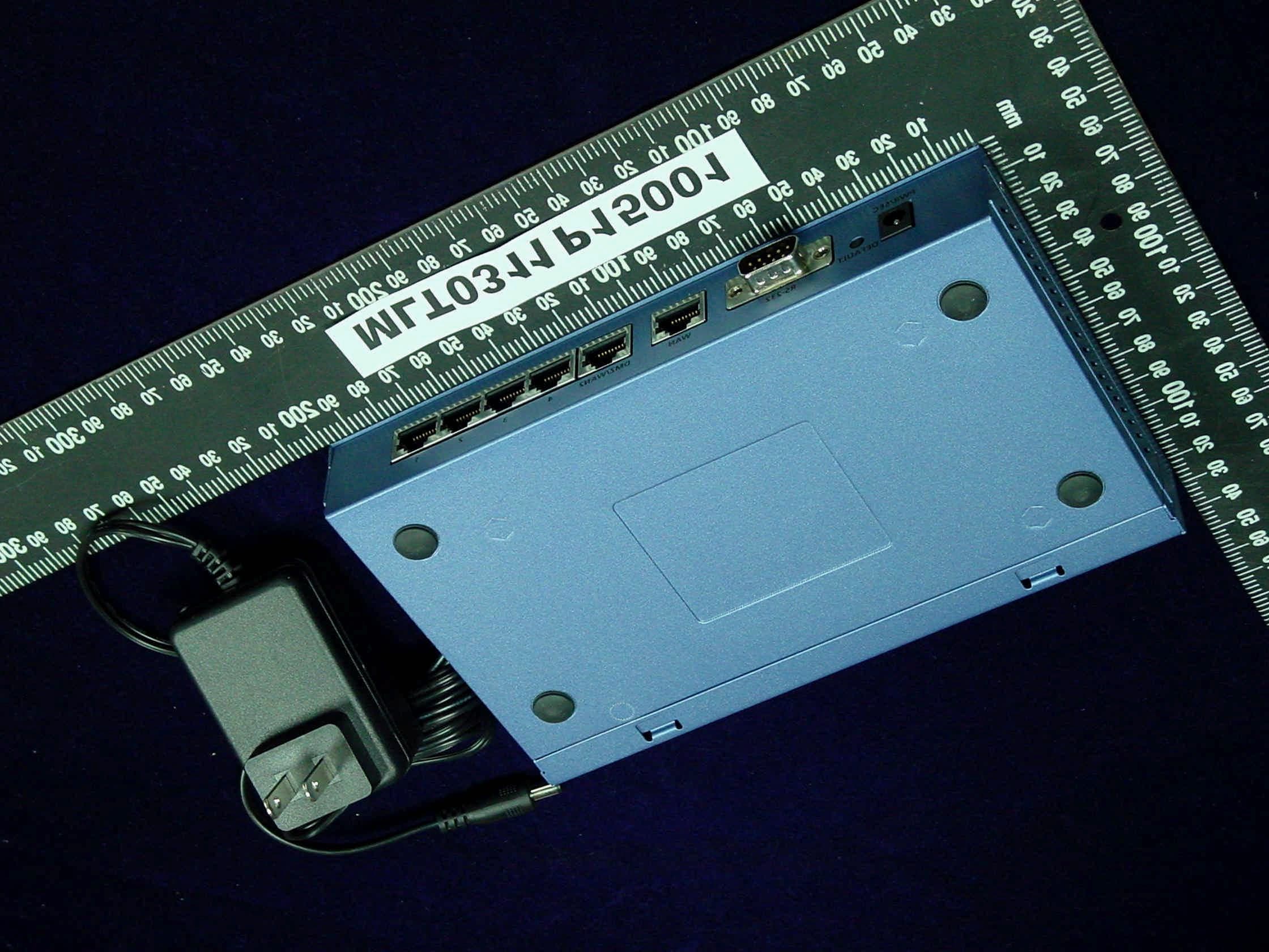 Internet Security Appliance - FCC ID P6XSBX-166LHGE-2 - SofaWare Technologies Ltd. (2)