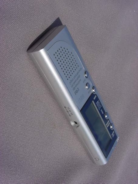 Digital Voice Recorder - FCC ID P7KDDR3KR - Diasonic Technology Co Ltd (1)