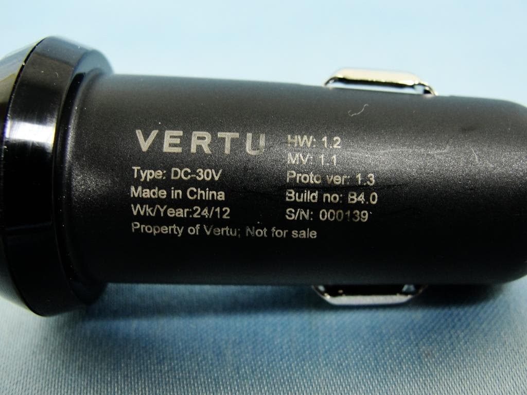 Cellular Telephone - FCC ID P7QRM-980V - Vertu (4)