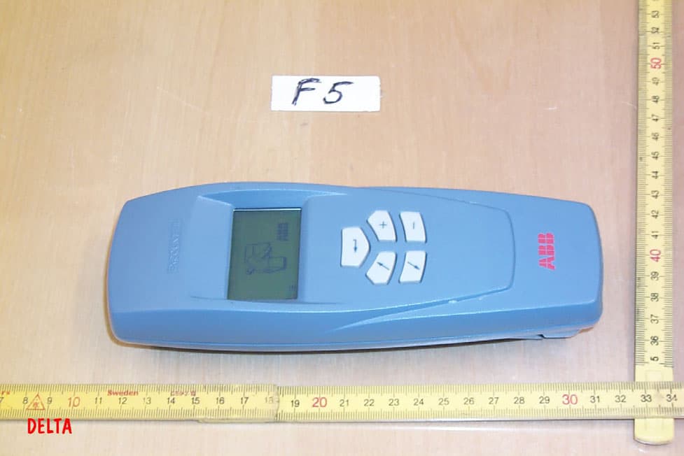 Handheld Data Transceiver - FCC ID P7Z440914A - ABB POWER TECHNOLOGY PRODUCTS AB (2)