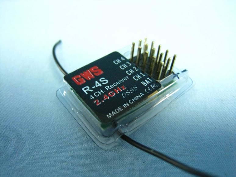Radio Control Receiver - FCC ID P8OGWR4S24G - Grand Wing Servo-Tech Co., Ltd. (3)