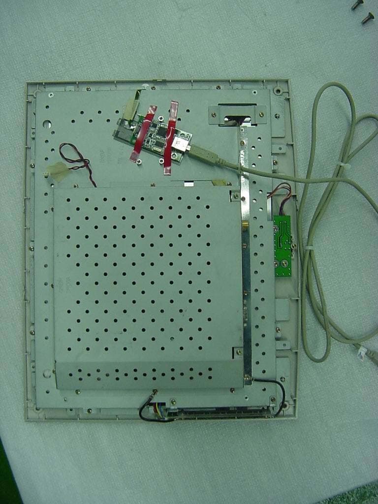 4 Wires Analog Resistive Touch Screen - FCC ID P9ATPMA330 - ITM INC (3)