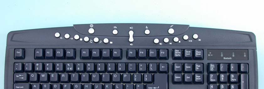 Bluetooth Wireless/USB Keyboard - FCC ID PANBT0310 - CC&C Technologies, Inc. (2)