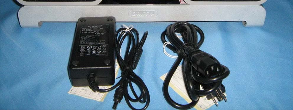 WIRELESS SOUND SYSTEM(Base station) - FCC ID PAV1201B - Griffin Technology Inc. (2)