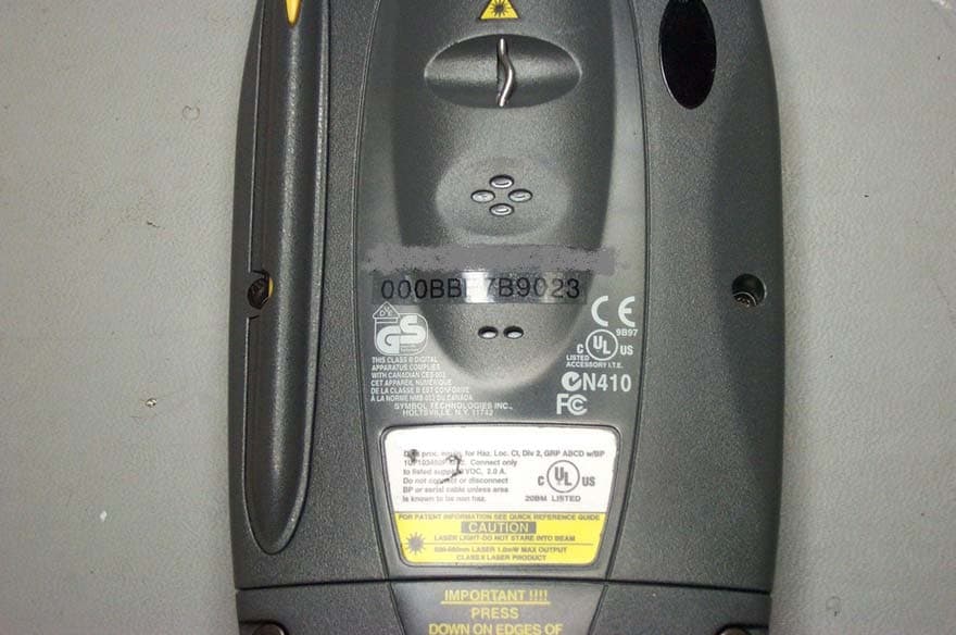 WAV ChameleonRF hand held terminal - FCC ID PB2SPT1800 - Wav Inc.
