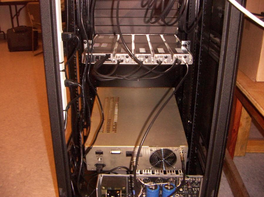 Base Station Transmitter - FCC ID PBJV3000-A - Vyyo