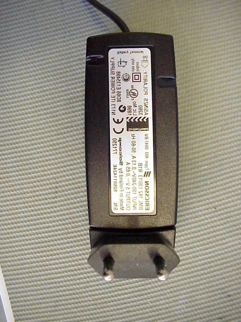 Licensed Portable - FCC ID PBY1130101-BV - Ericsson Mobile Communications AB