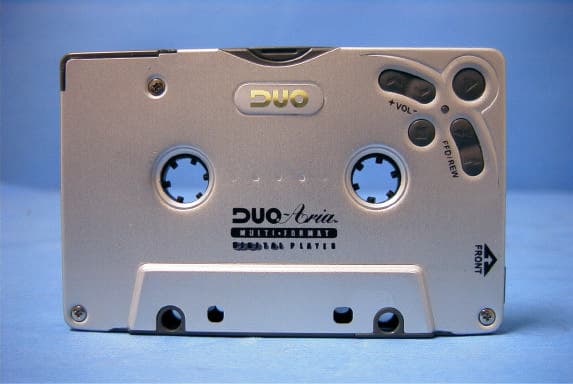 Duo Aria Multi-Format Digital Player - FCC ID PCMAR200 - Hyun Won Inc. (2)