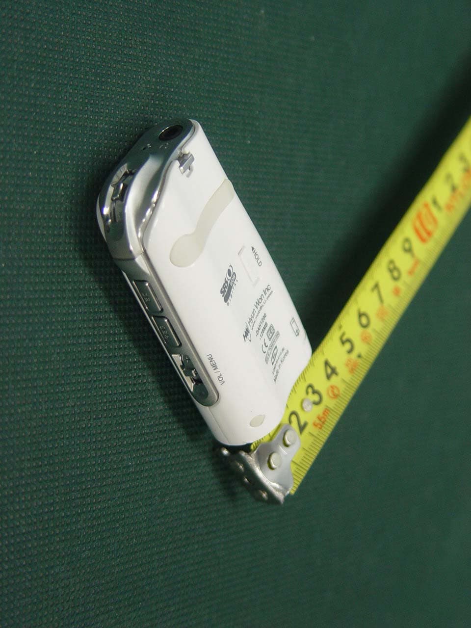 MP 3 PLAYER WITH FM RADIO - FCC ID PCMDAH1200 - Hyun Won Inc. (3)